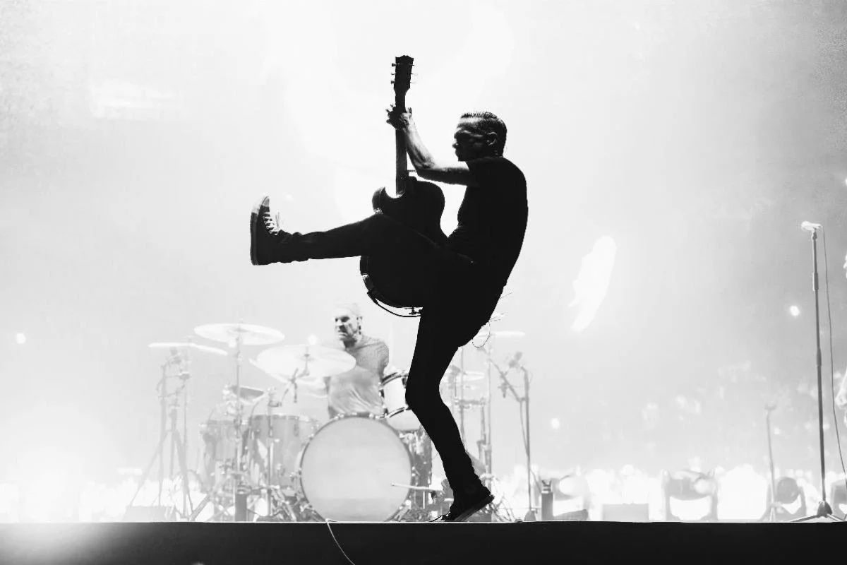 Bryan Adams releases brand new single '51st State'