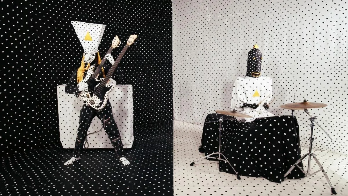 Angine de Poitrine Kicks Off Sold-Out First-Ever U.S. Tour Tonight
