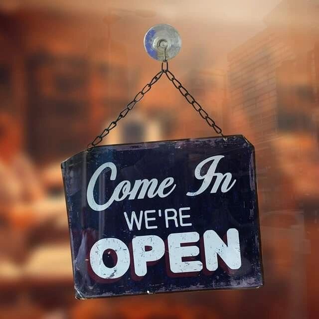 Come in we're open ! From 10 to 4!