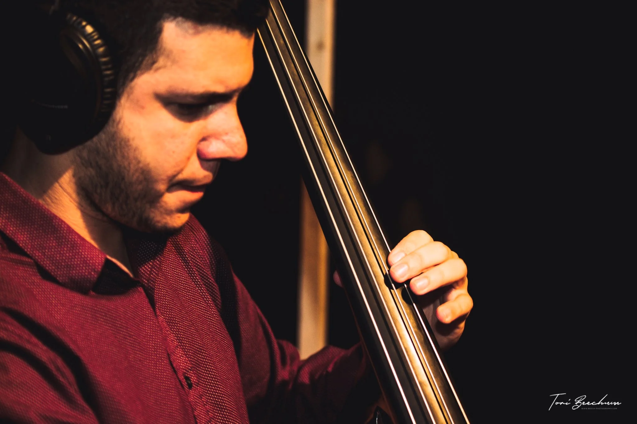  “Easy to play with, musical, rhythmically nimble, and always groovy”  / Quincy Davis / 