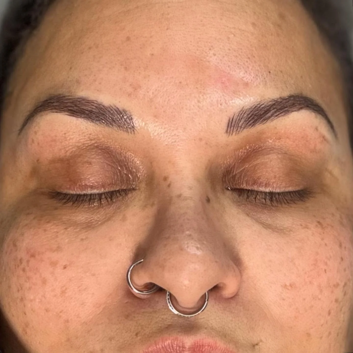 Waterproof/Sweatproof Crispy Clean Brows