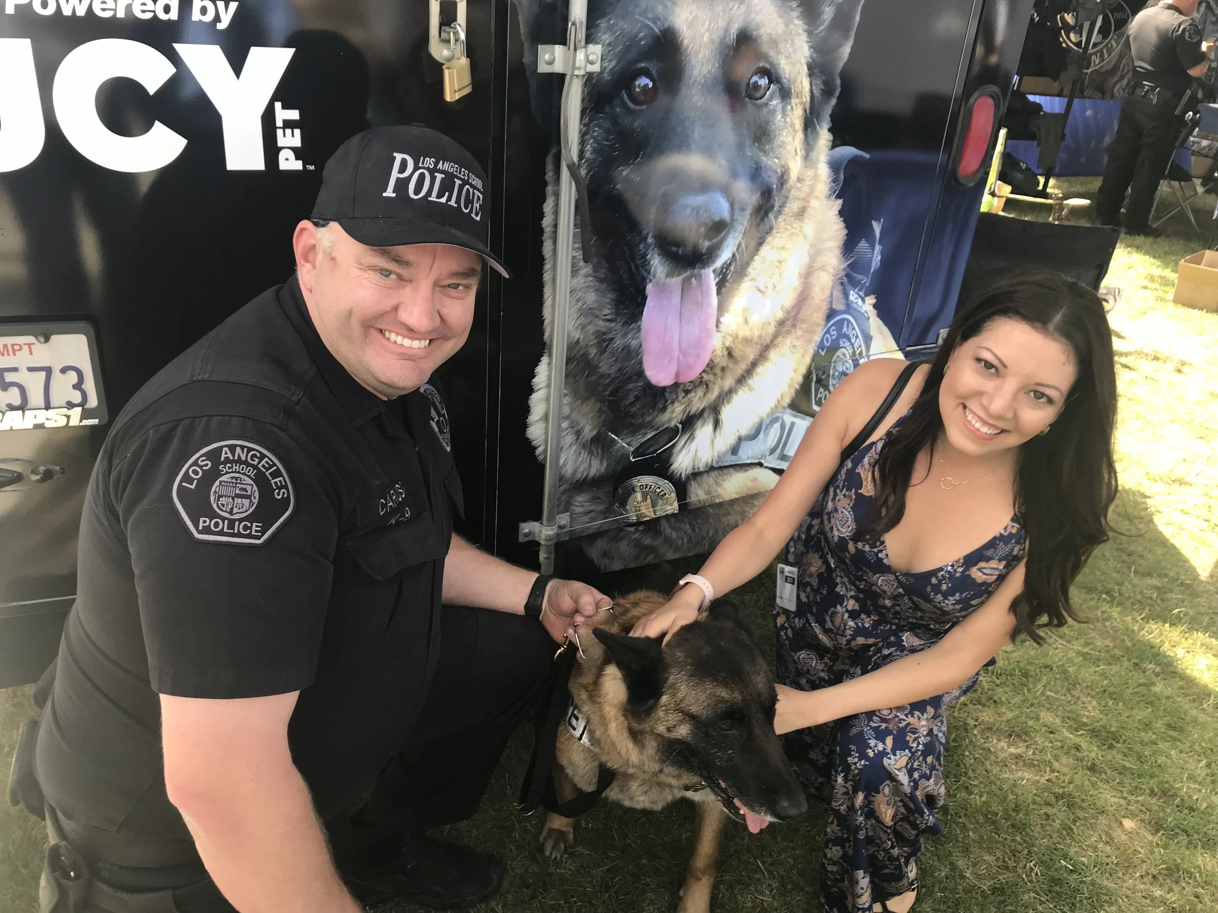 Dr. Alexis attends the OC PetExpo with Lucy Pets