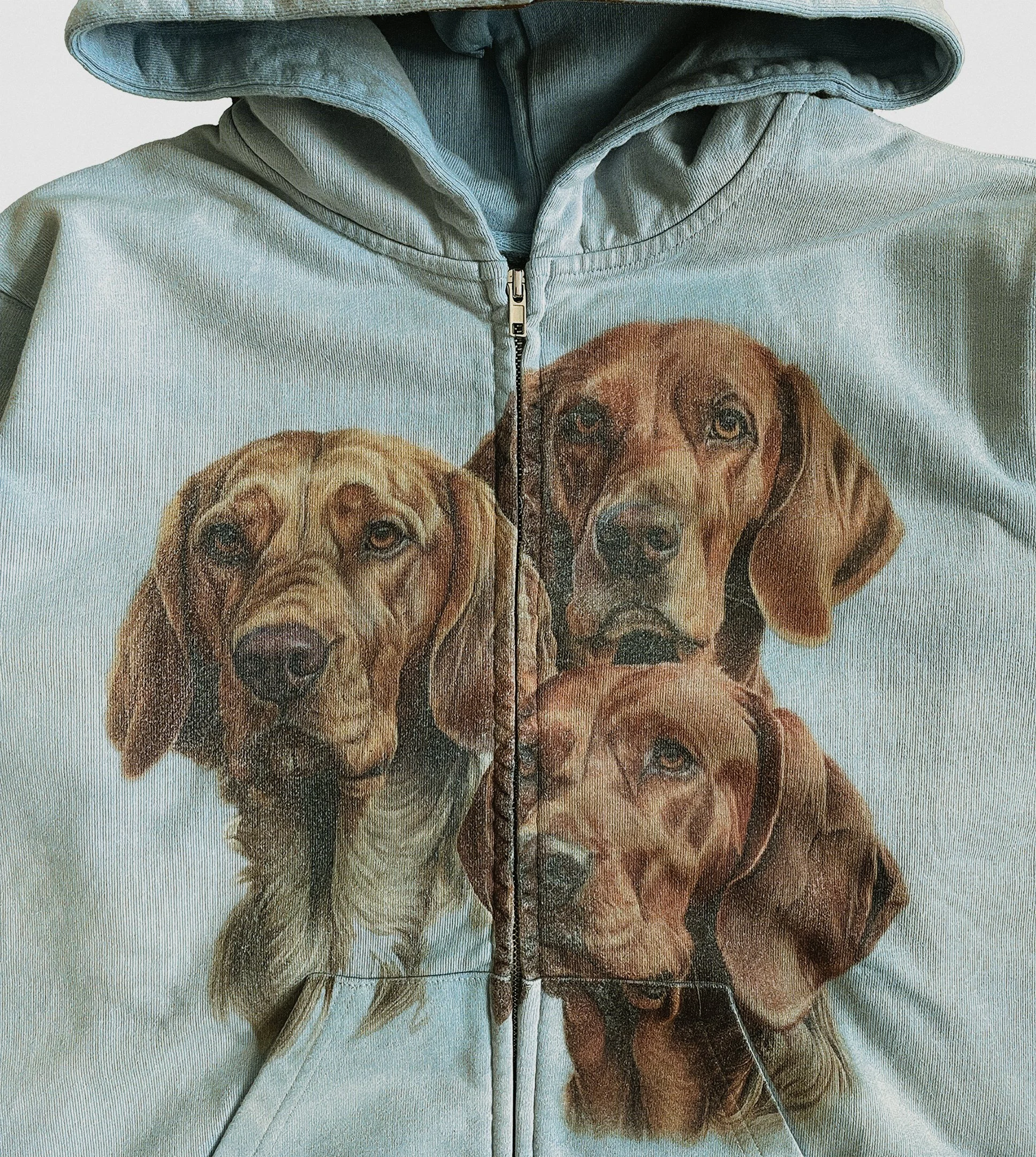 Crevice_MUTT-HOODIE_Close.jpg