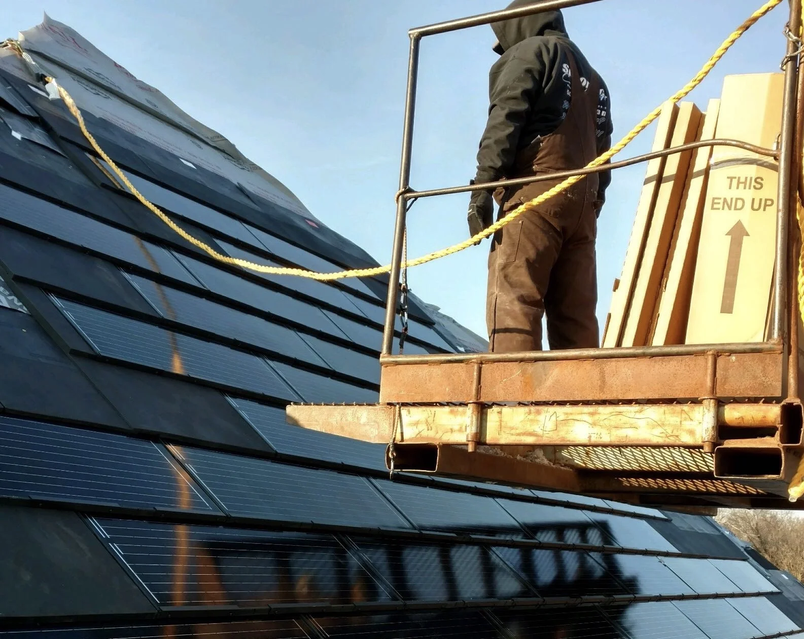 Litty Solar installing the first ever RGS Energy Powerhouse 3.0 solar shingle system in the Country.