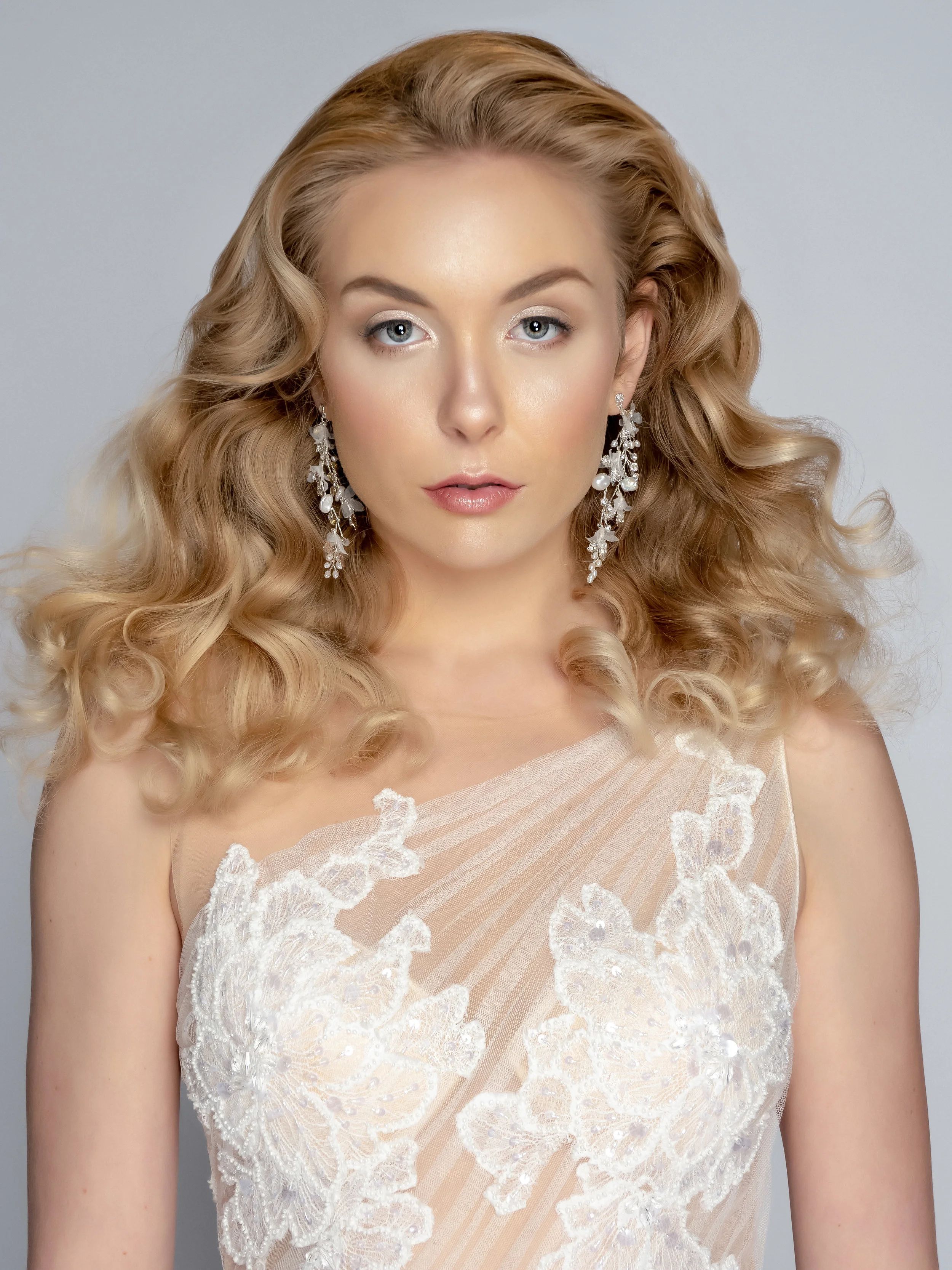 Lookbook - Rosalin's Bridal 