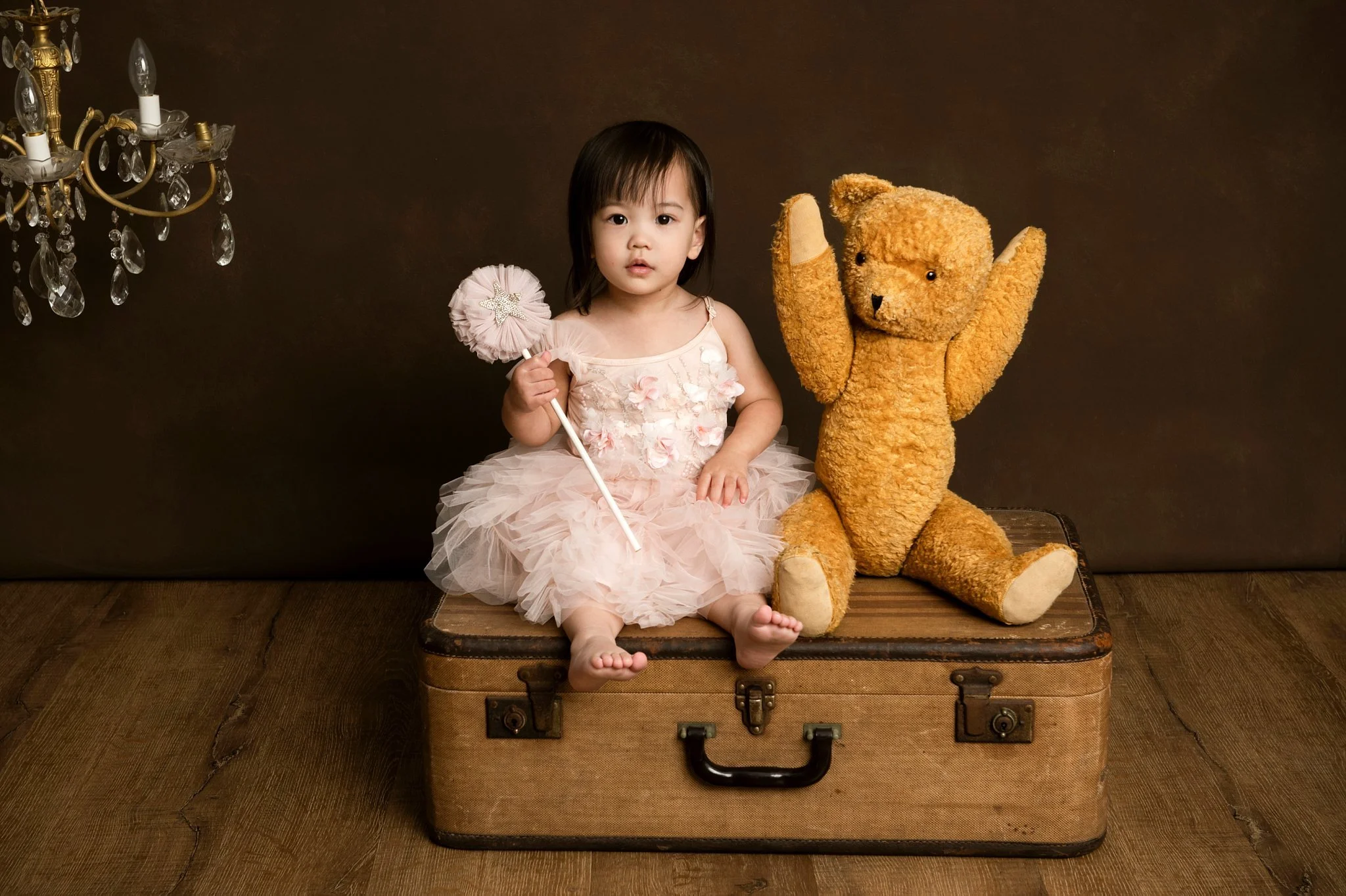 vintage-kids-baby-girl-tutu-teddy-bear-suitcase-gordon-sydney.jpg