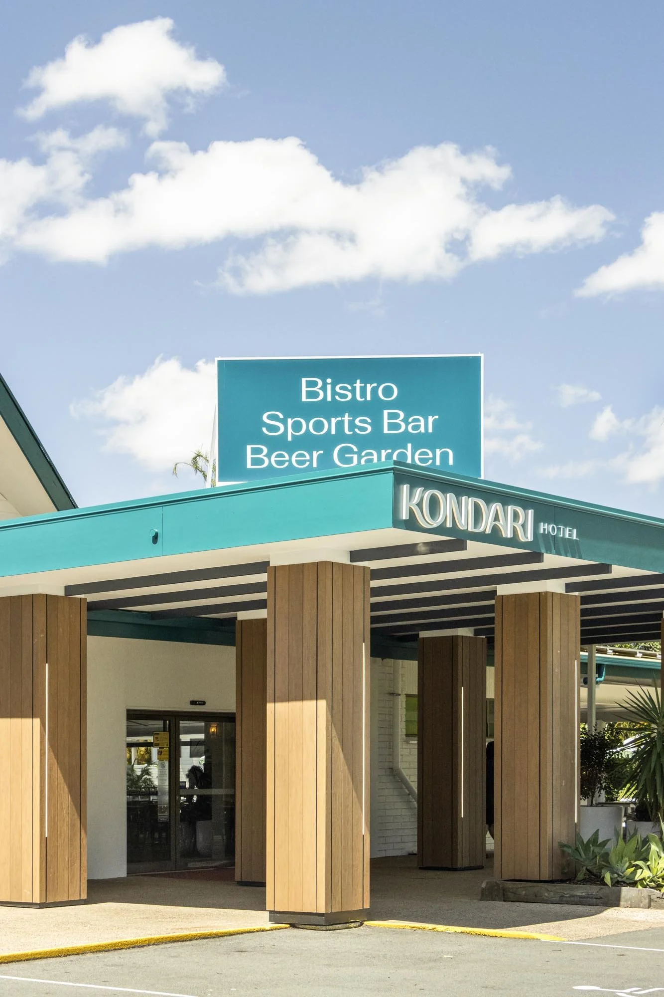 StudioBlackardt-KondariHotel-38 (2).jpg