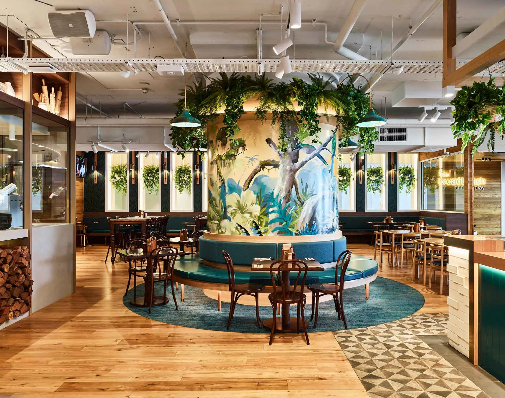 Broadbeach-Tavern-7.jpg