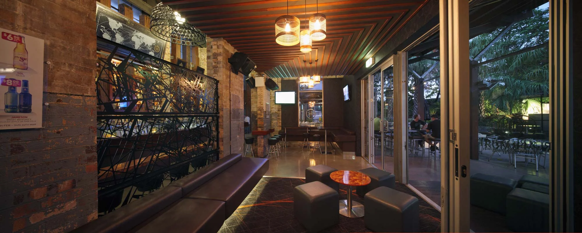 Breakfast Creek Tavern — Cayas + Ward