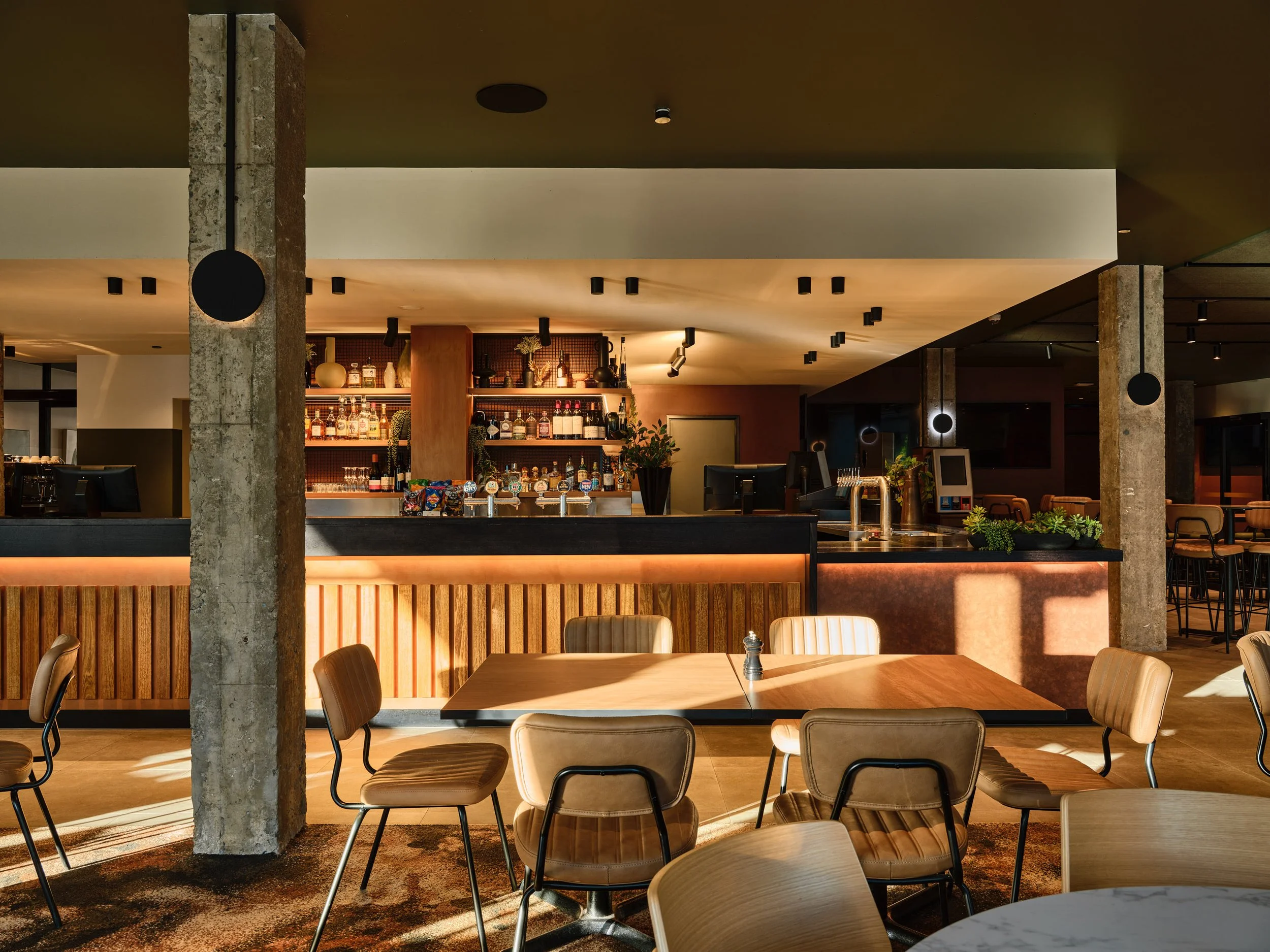 Cayas+Ward_Pritchard'sHotel_StevenWoodburn_3.jpg