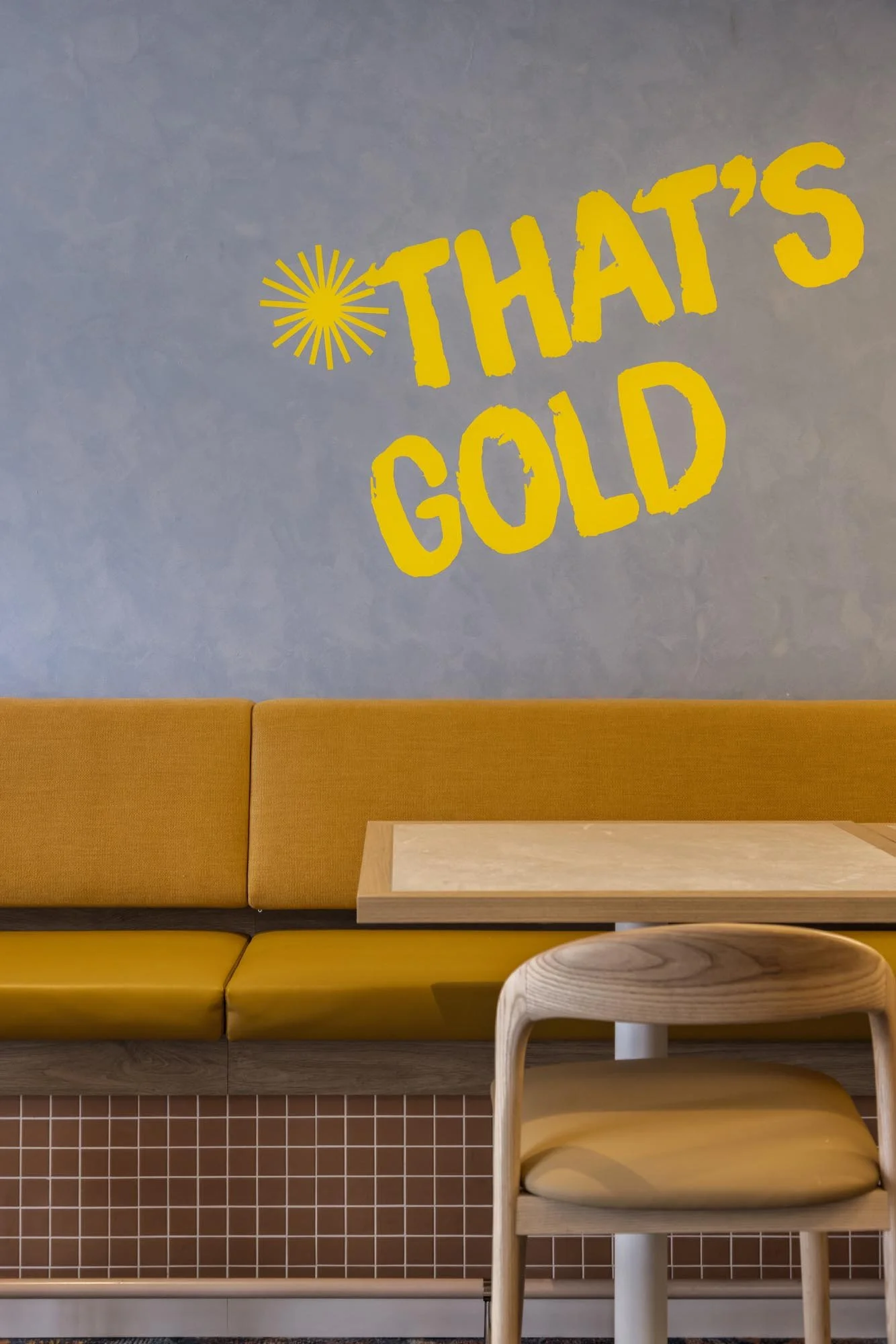 StudioBlackardt-GoldenBeachTavern-46.jpg
