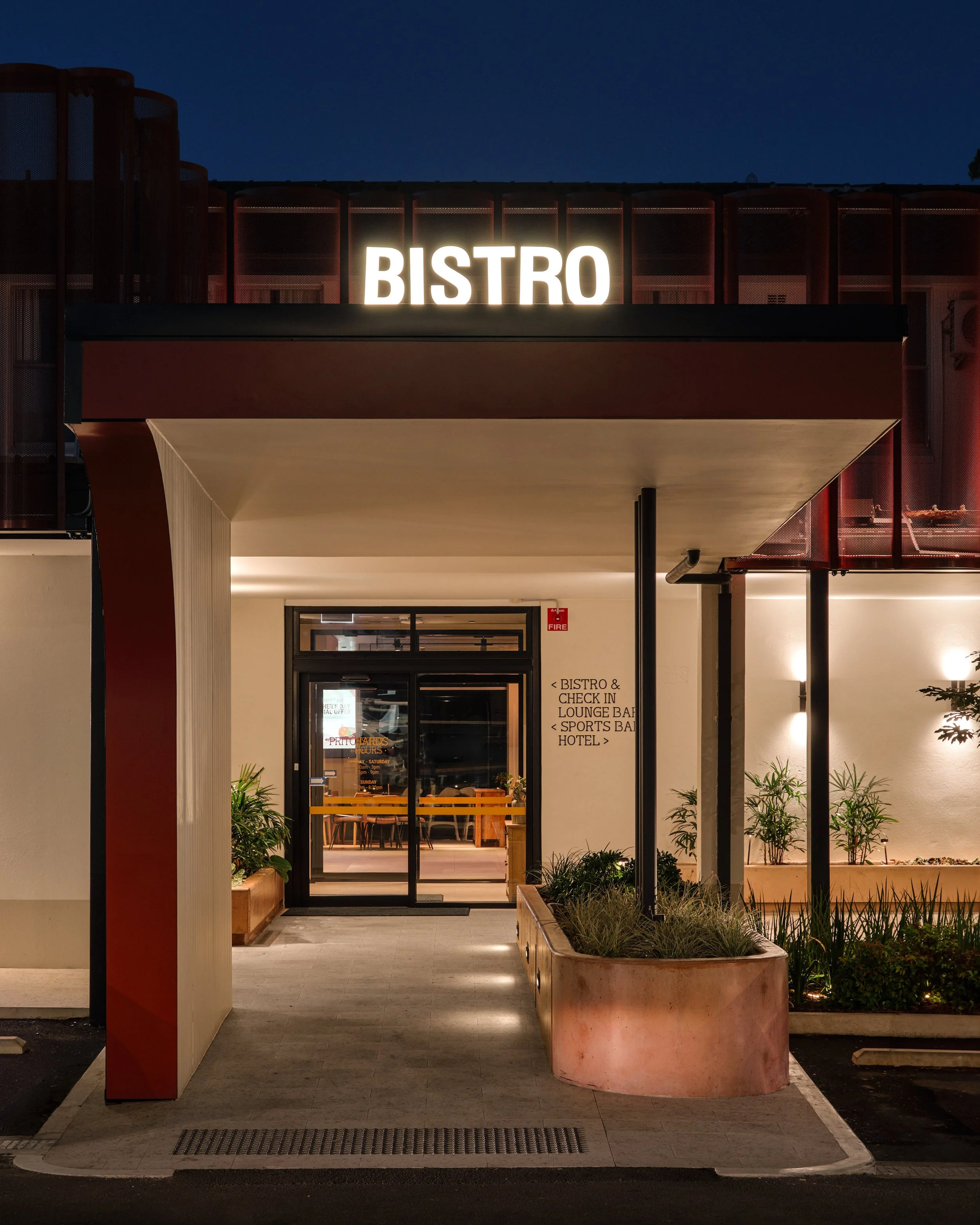 Cayas+Ward_Pritchard'sHotel_StevenWoodburn_28.jpg