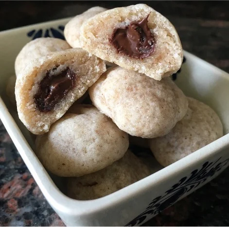 One-Bite Two-Chip Cinnamon Cookies