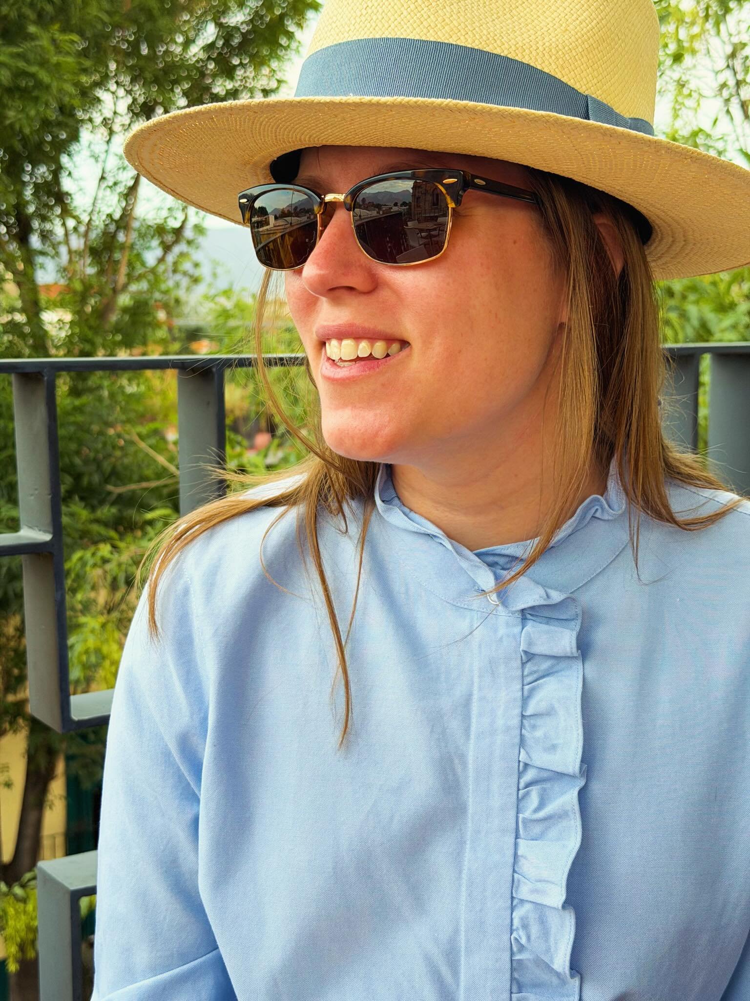 Oaxaca, te extra&ntilde;o 🇲🇽 

We spent an amazing week in one of our favorite places. I ate so much mole that I am still made of mole.

We spent two days visiting artisans around Oaxaca! We made yellow mole! We saw the museum and cathedral! We bou