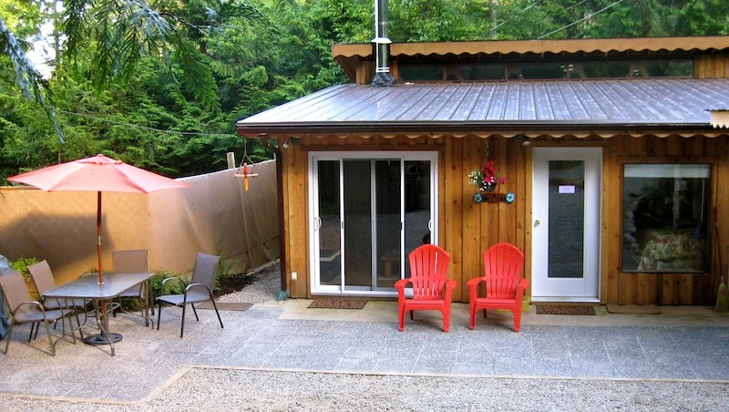 casitaoutside1.jpg