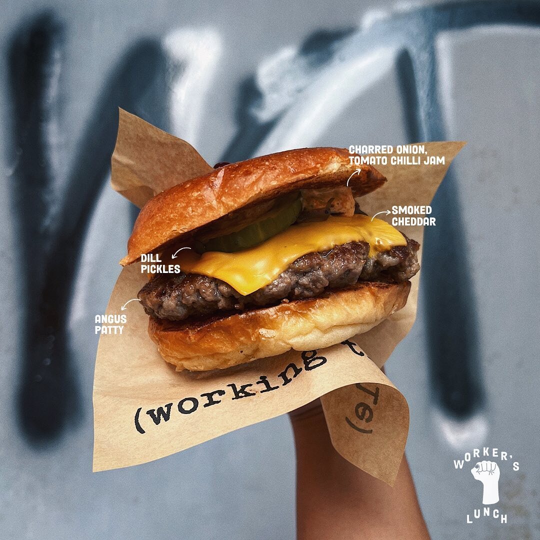 WORKER&rsquo;S LUNCH PROMO SPECIALS
This is the house favourite classic burger at $10. Every burger comes with a free cold brew tea, and add on fries for at $2!
Available on Weekdays 12&mdash;2PM.