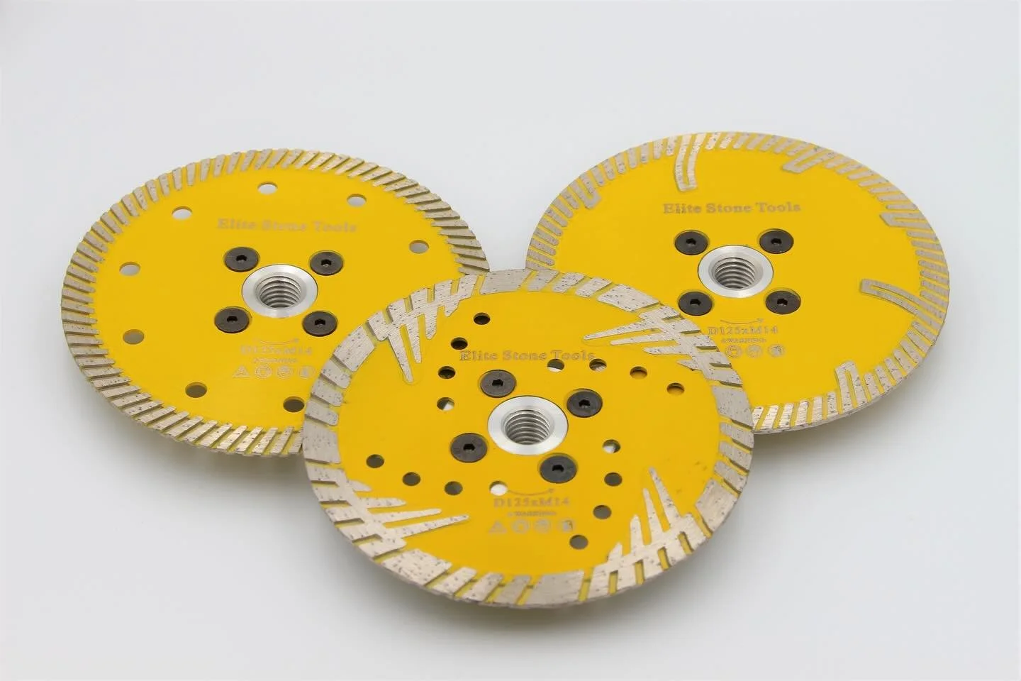 5&rdquo; or 125mm diamond flushcut are the essential part of a stonemasons toolbox, we hold a large range on stock if you have any questions or want any advice then just message us. #elitestonetools #stonemason #flushcut #diamomdtools #masonry