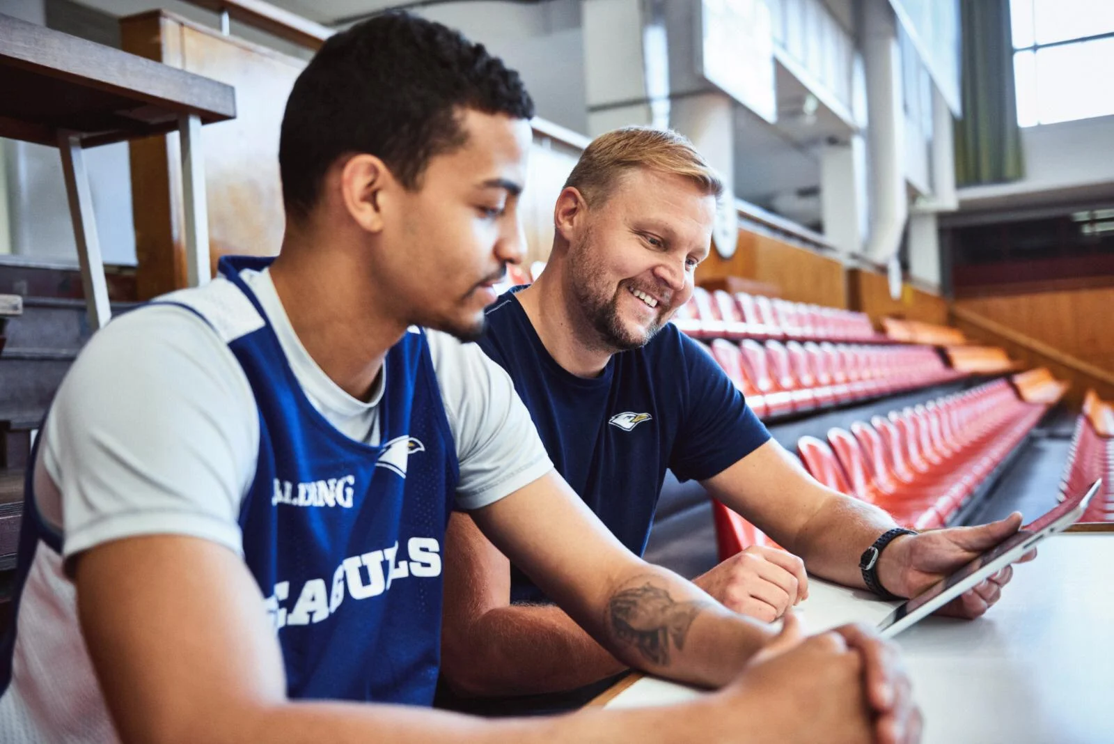 PUHU JUNIORIT KÄYNNISTÄÄ FYYSISEN VALMENNUKSEN KOULUTUKSEN VANTAALLA