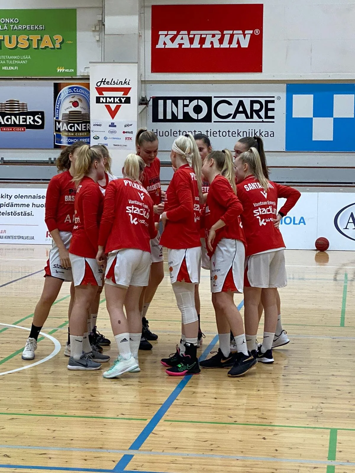 N1D: HNMKY KIRI RINNALLE JA OHI