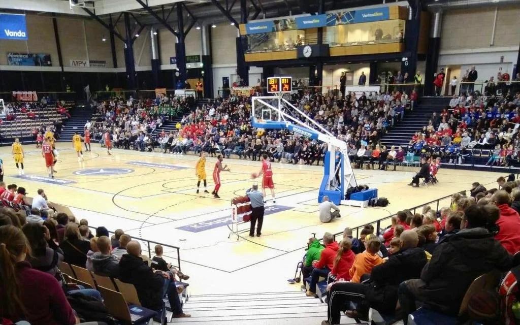 PuHun edustusjoukkueet palaavat Vantaan Energia Areenalle