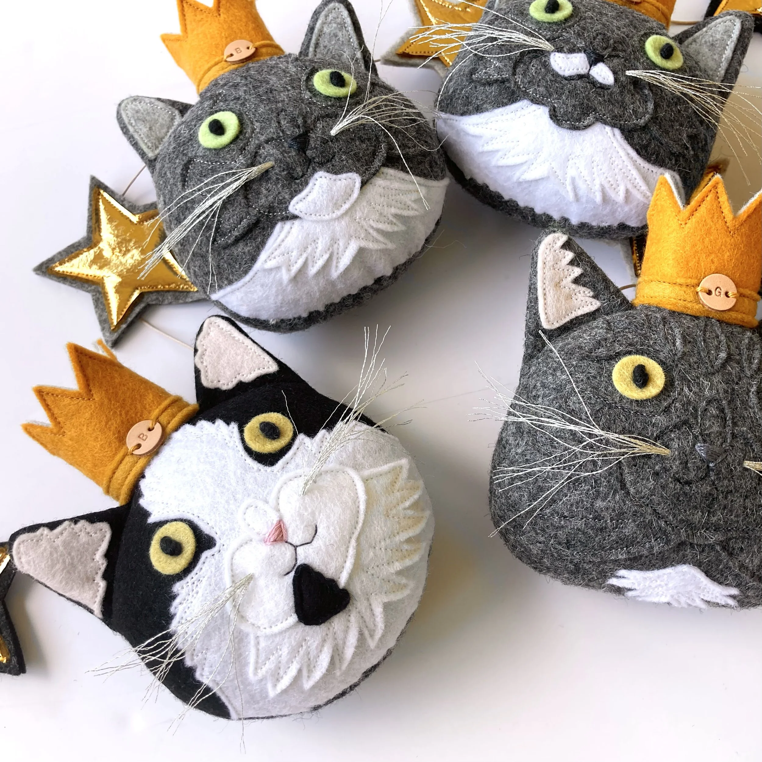 Make My Cat - Wise Cat Garland