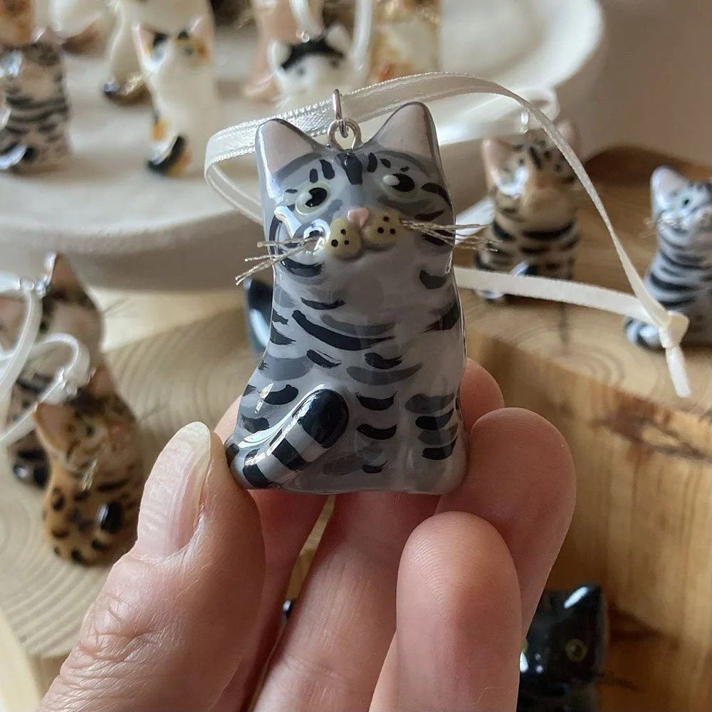 CatGrey3.jpg