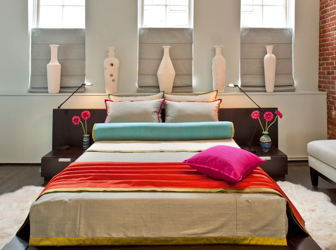 2 ELIZABETH BUTLER INTERIORS BESPOKE BED WARDROBE IN REVERSIBLE SILKS.jpg