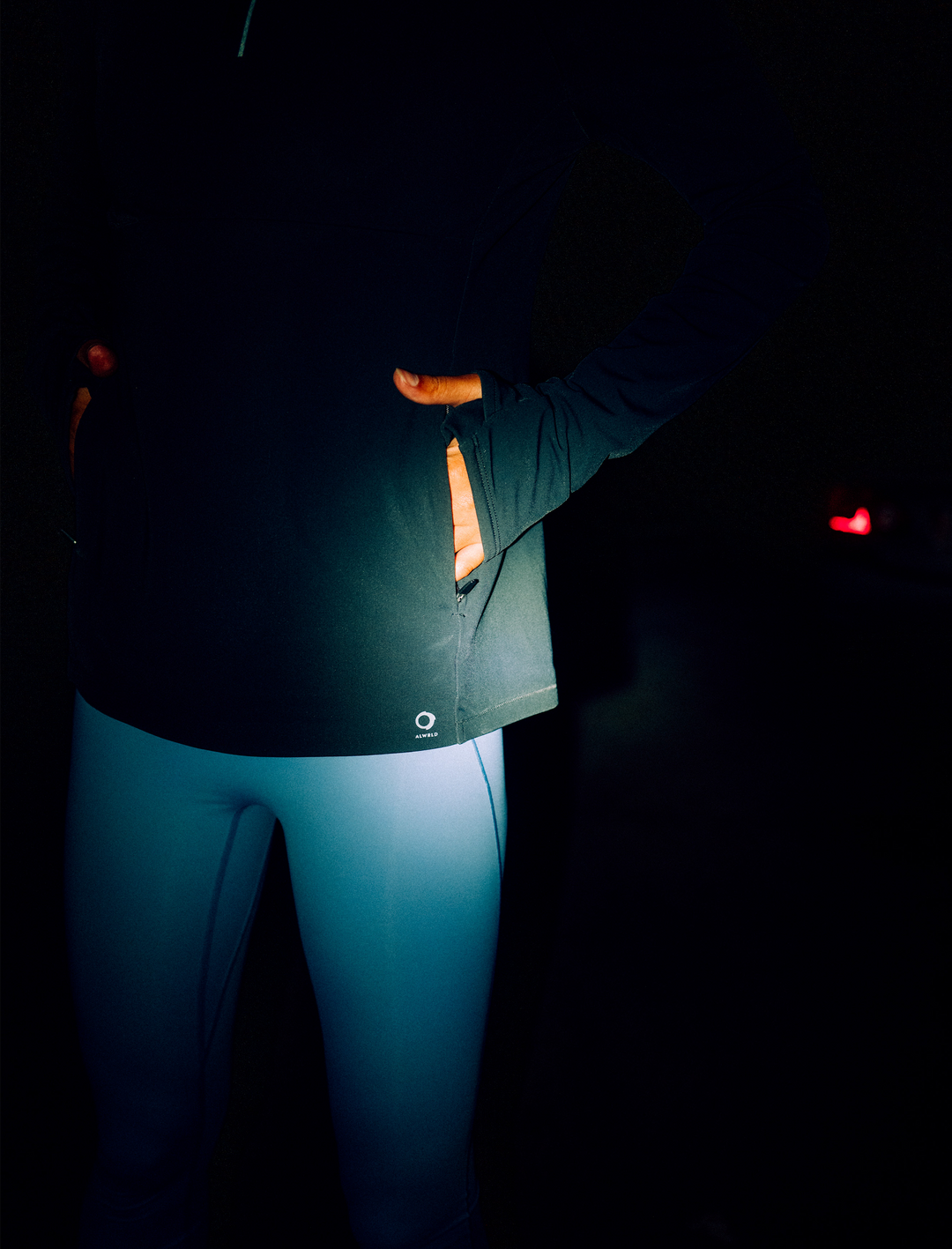 ILLGANDER_1380385_CROPPED_1080x.png
