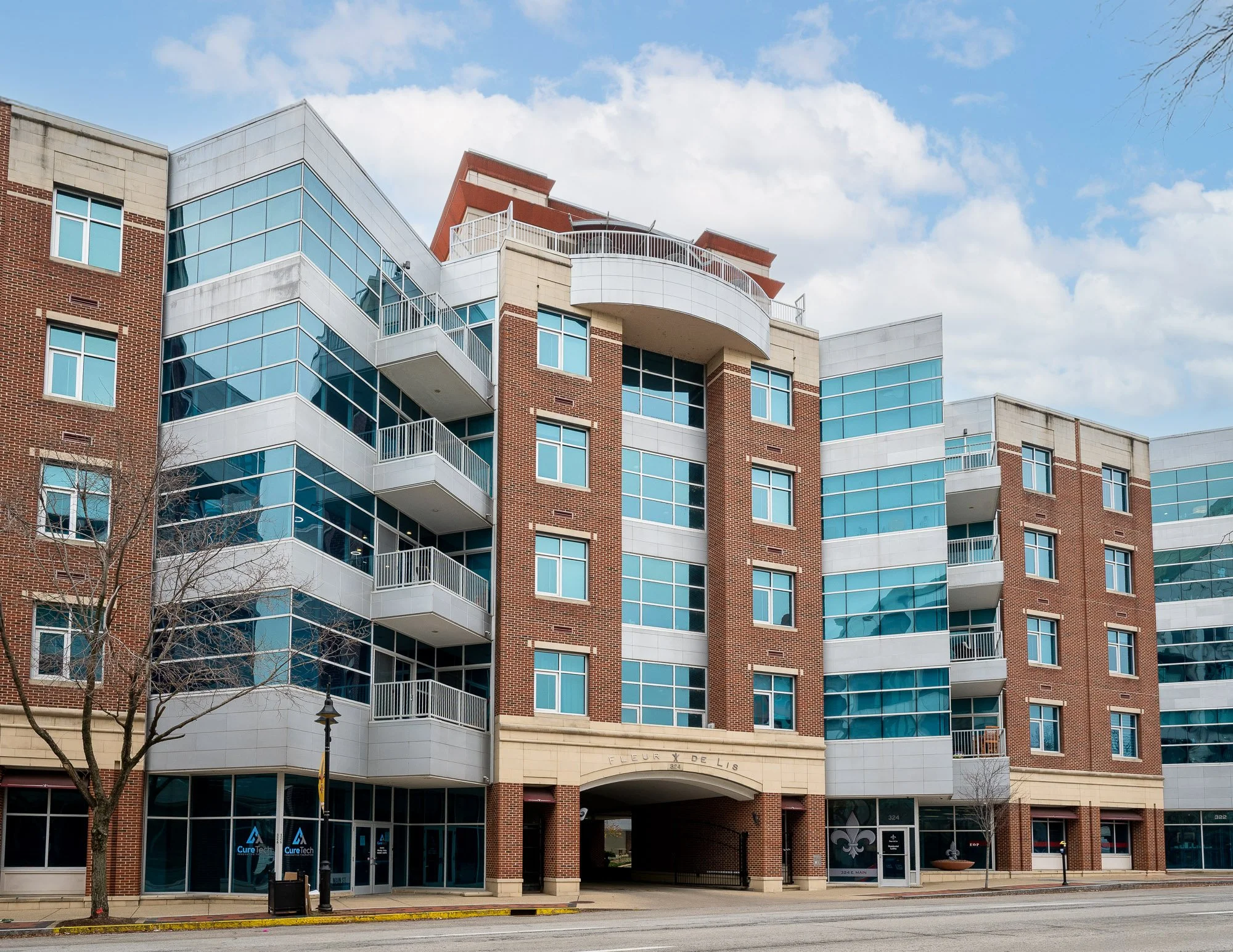 324 E Main St #401-1.jpg