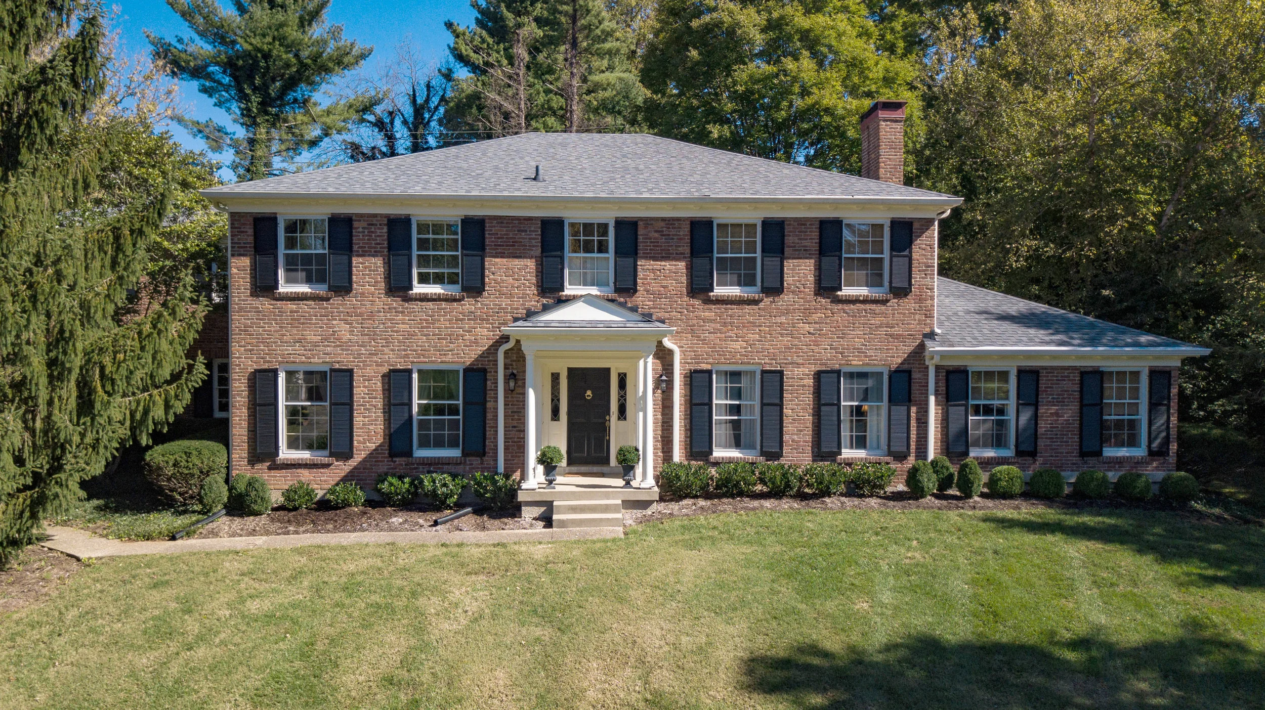 FOR SALE: 155 TOTEM ROAD INDIAN HILLS LOUISVILLE KY