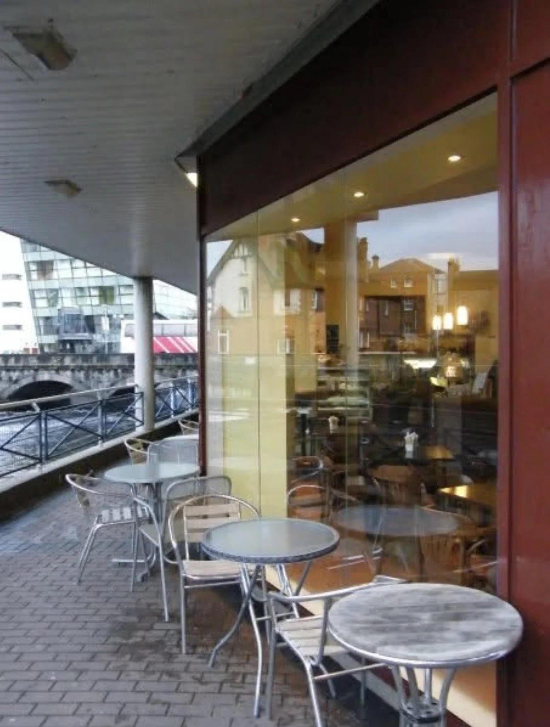 osta outside 2.jpg