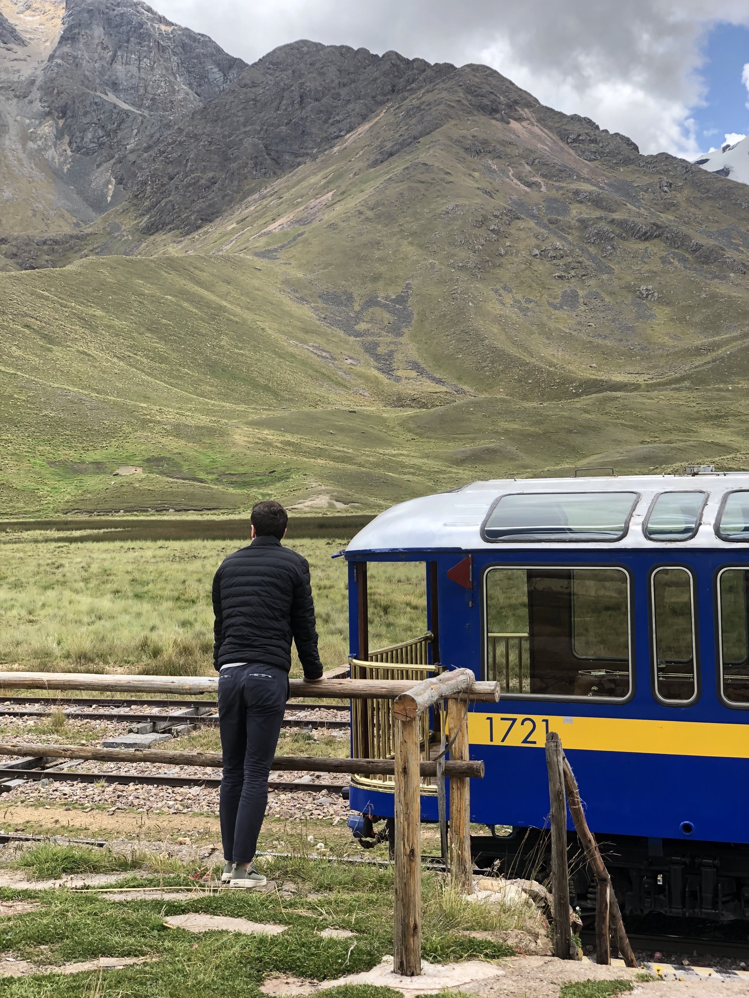 Perurail-Peru-Cusco-Puno-1920-train-Southamerica-Travel-review-3
