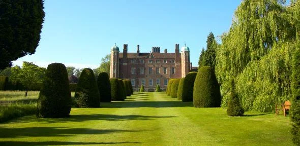 madingleyhallslideshow2.jpg