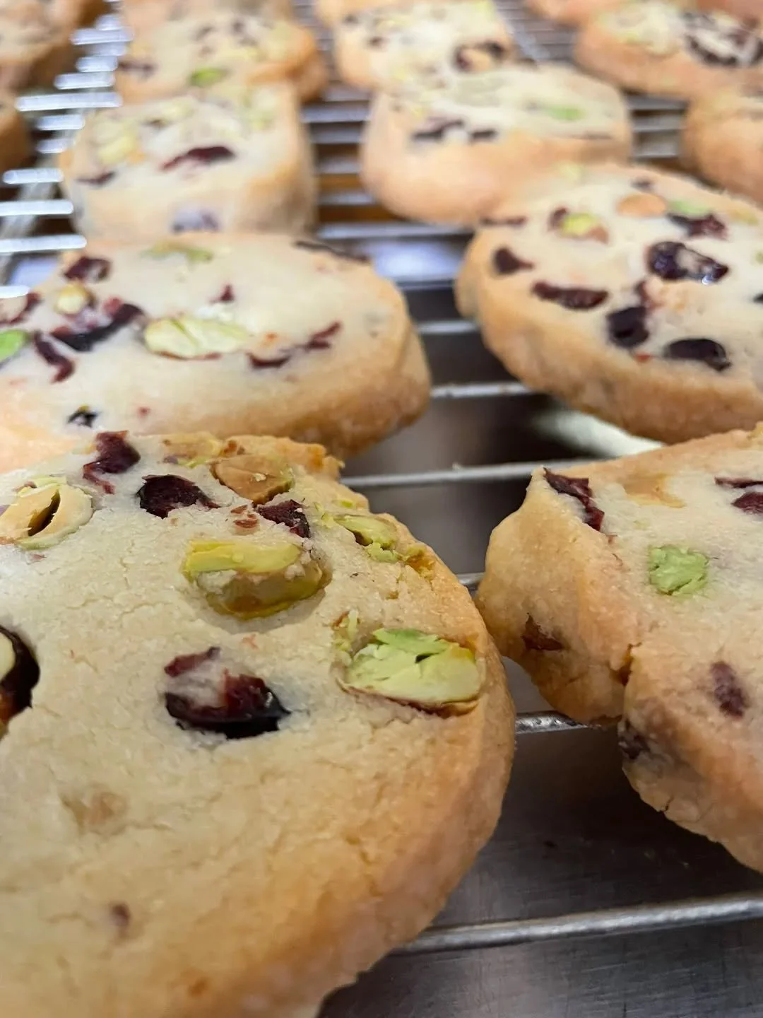 Pistachio and cranberry biscuits all ready for Mill Road Winter Fair tomorrow ❄️🎄

Find us at St Philip's Church between 10am-3:30pm for pay-as-you-feel hot drinks and festive treats baked by our fabulous volunteer Louise 🌟

Huge thank you to Jack'