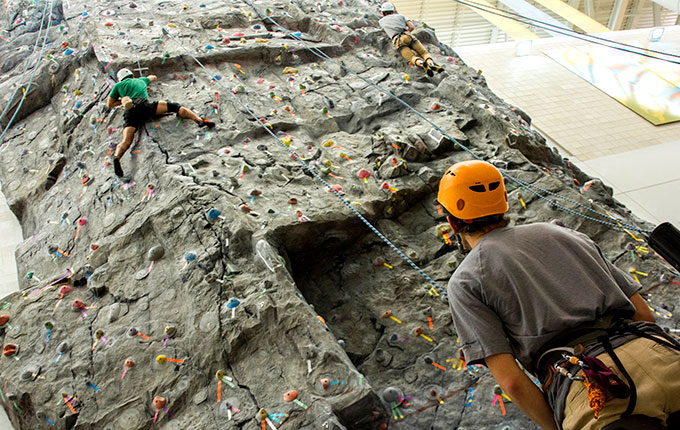 small_homepage_adamcollins_campusrec_14.jpg