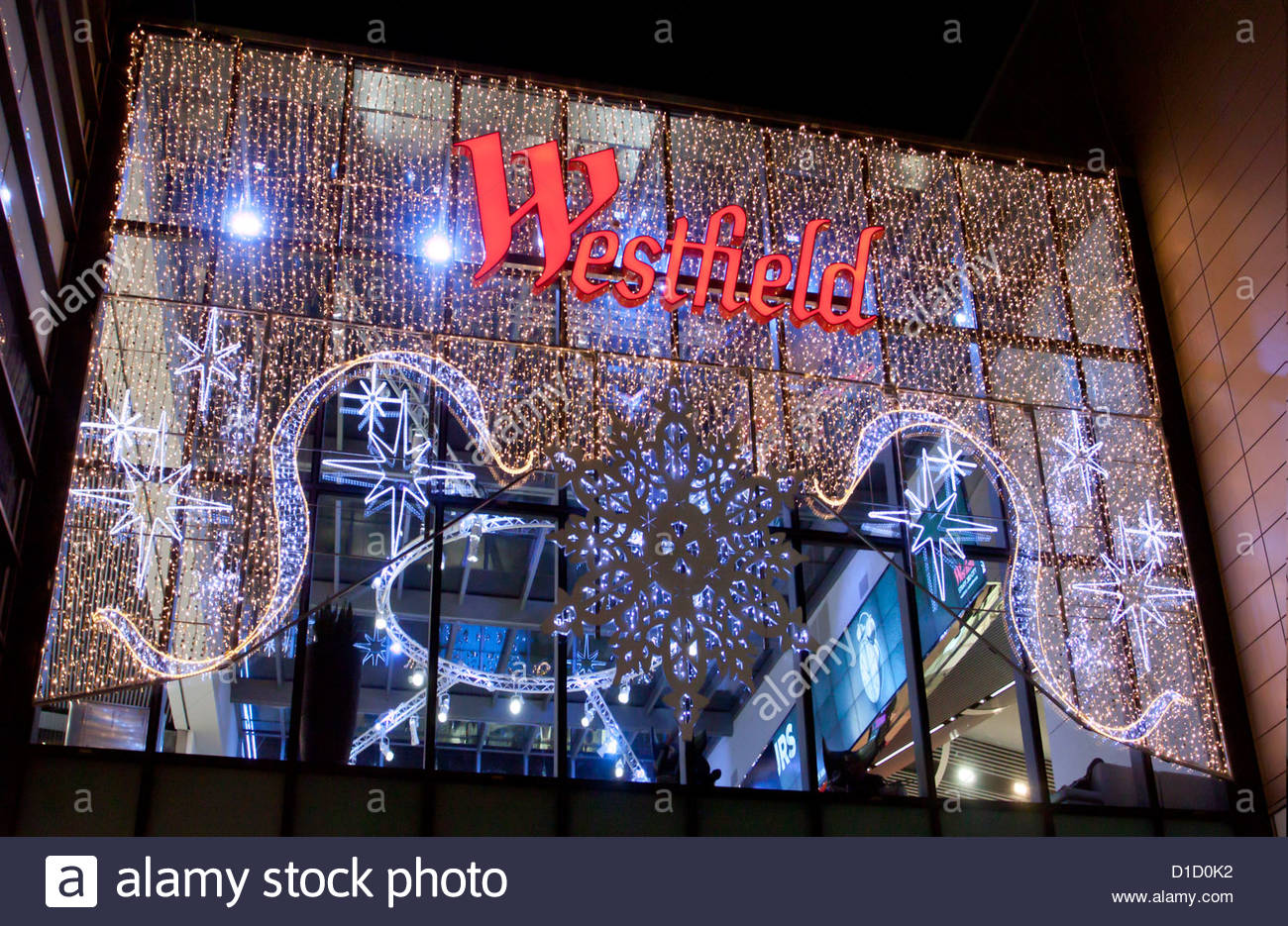 westfield-shopping-centre-stratford-shopping-centre-london-christmas-D1D0K2.jpg