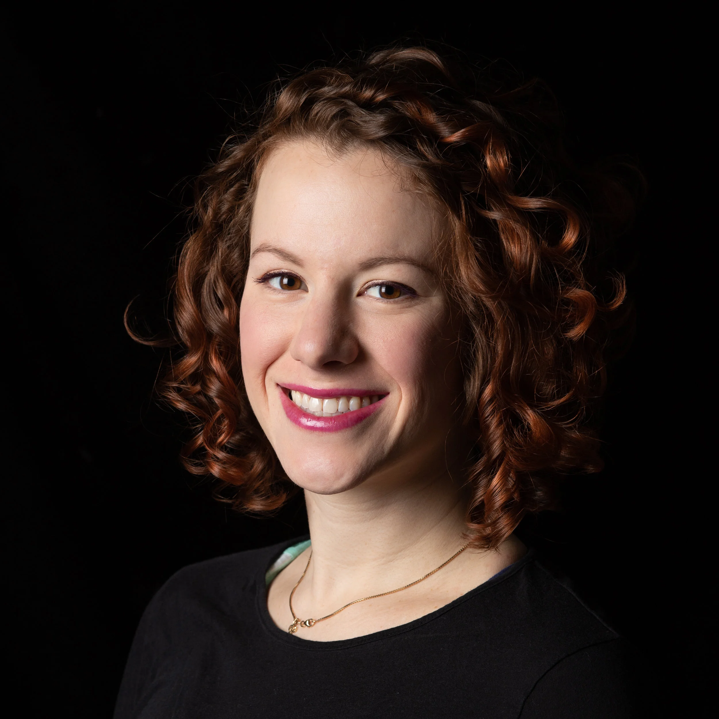 Headshot_190315_1of1.jpg