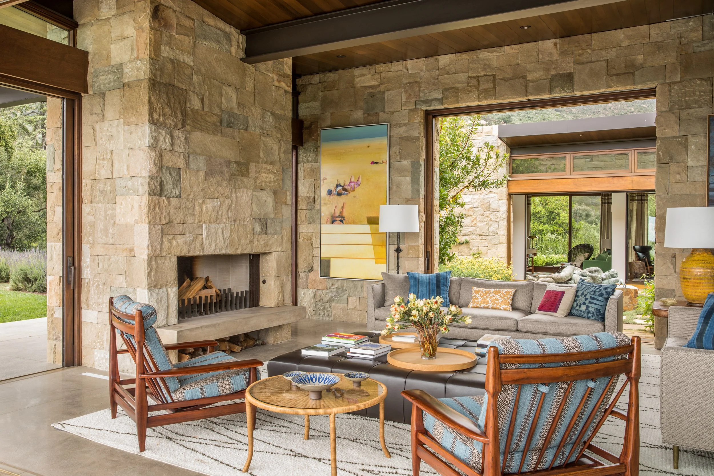 Peter Dunham_CA_Livingroom3-0074_v3.jpg