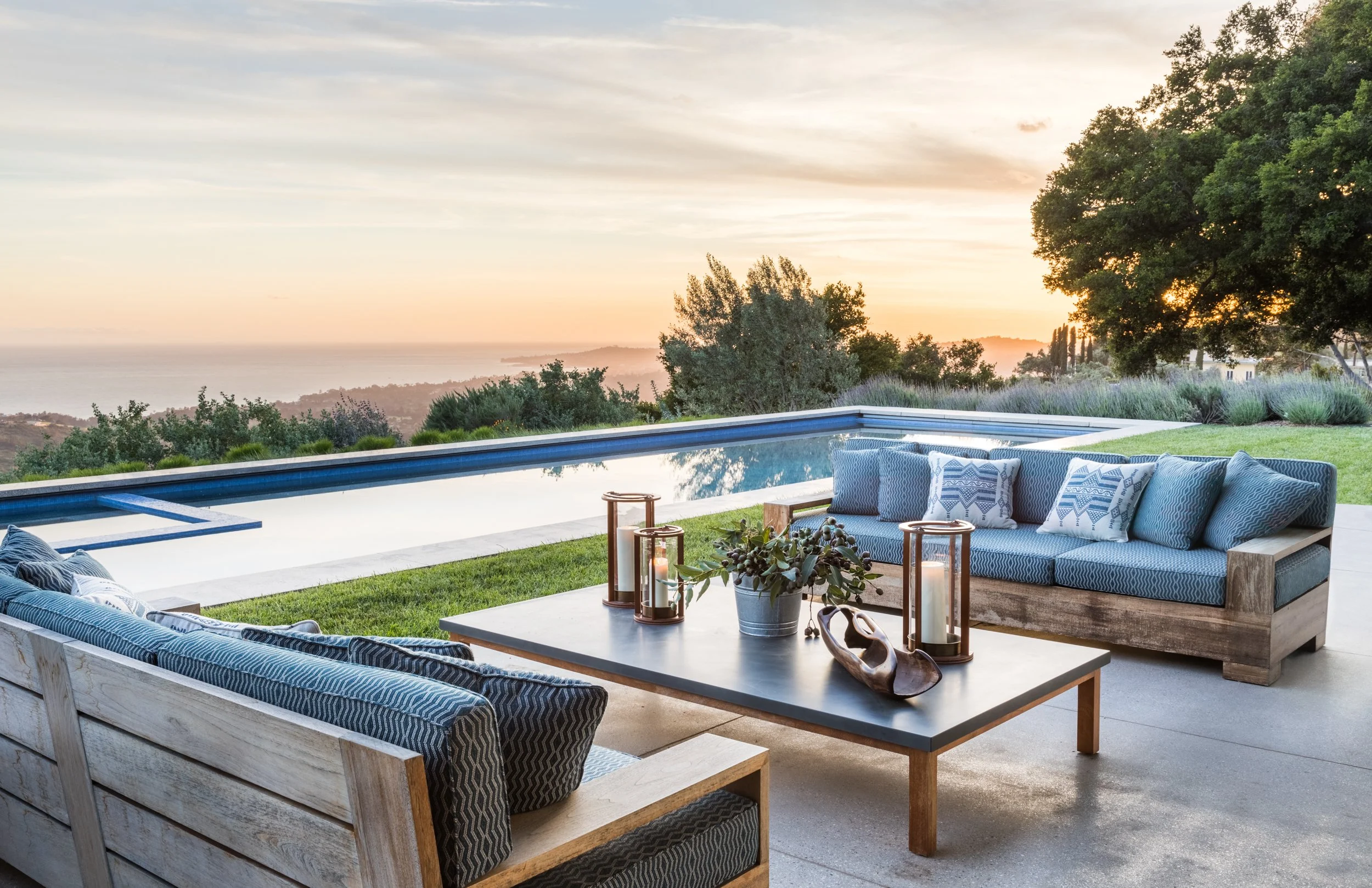 Peter Dunham_CA_OutdoorSeatingDusk-0126-1_alt_v3.jpg
