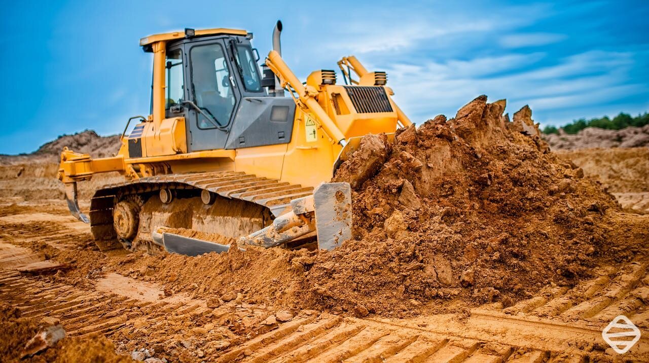 We leave our competitors in our dust! 💪 Our range of well-maintained equipment always gets the job done, timeously. Visit https://stratams.co.za/

#Strata #StrataMS #EquipmentRental #YellowMetal #Mining #MiningServices  #YellowMetalEquipmentRental