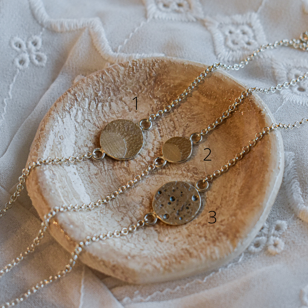 Bracelet En Argent Massif, Motif Ajouré Fleuri - Occasion