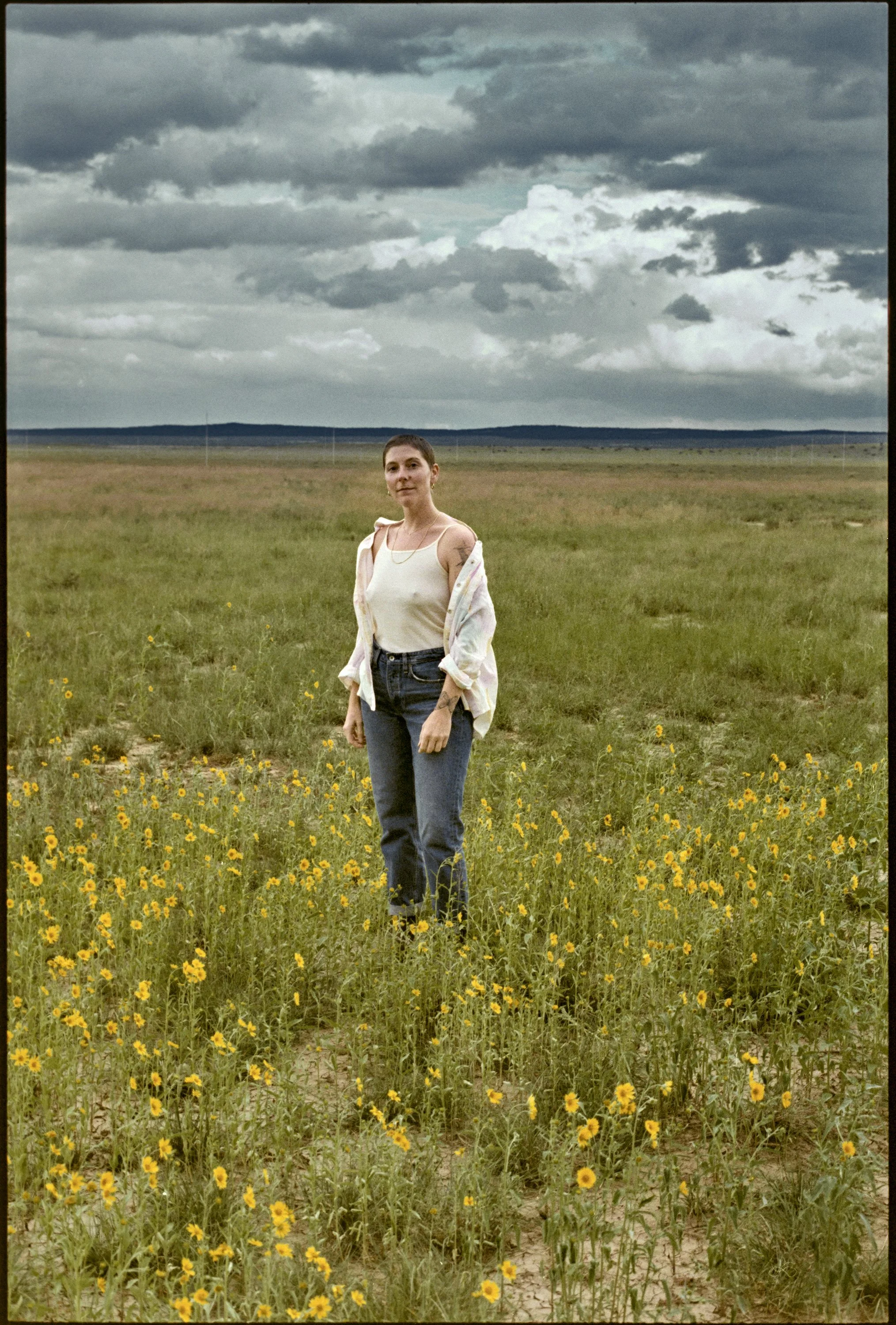 julia lightning fieldJON FILM TEST11127 1.jpg