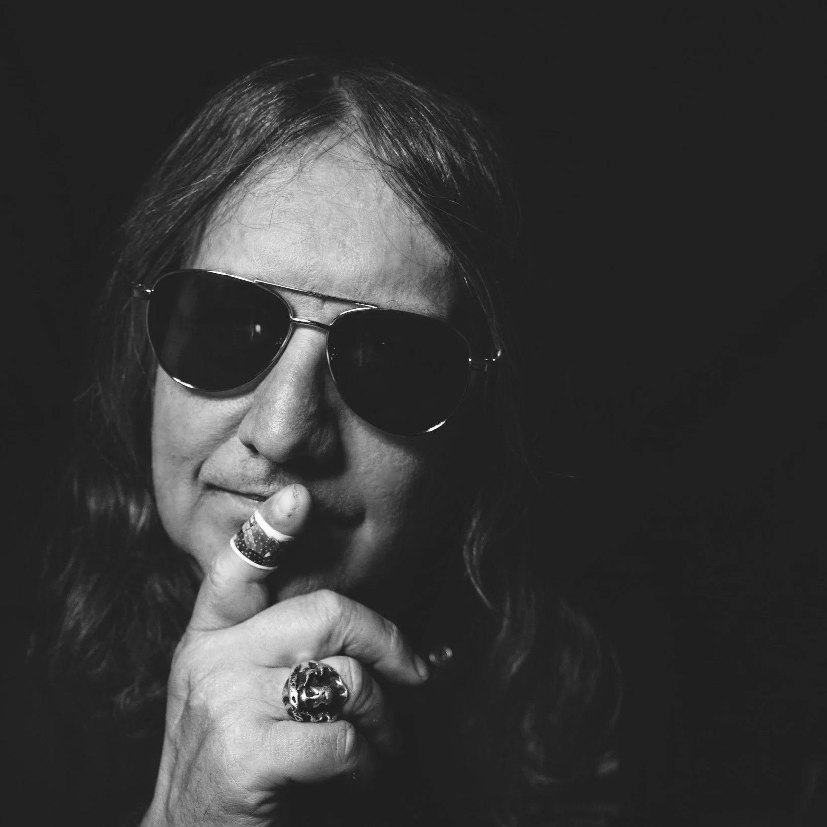 "Who is Kevn Kinney? (of Drivin N Cryin)"