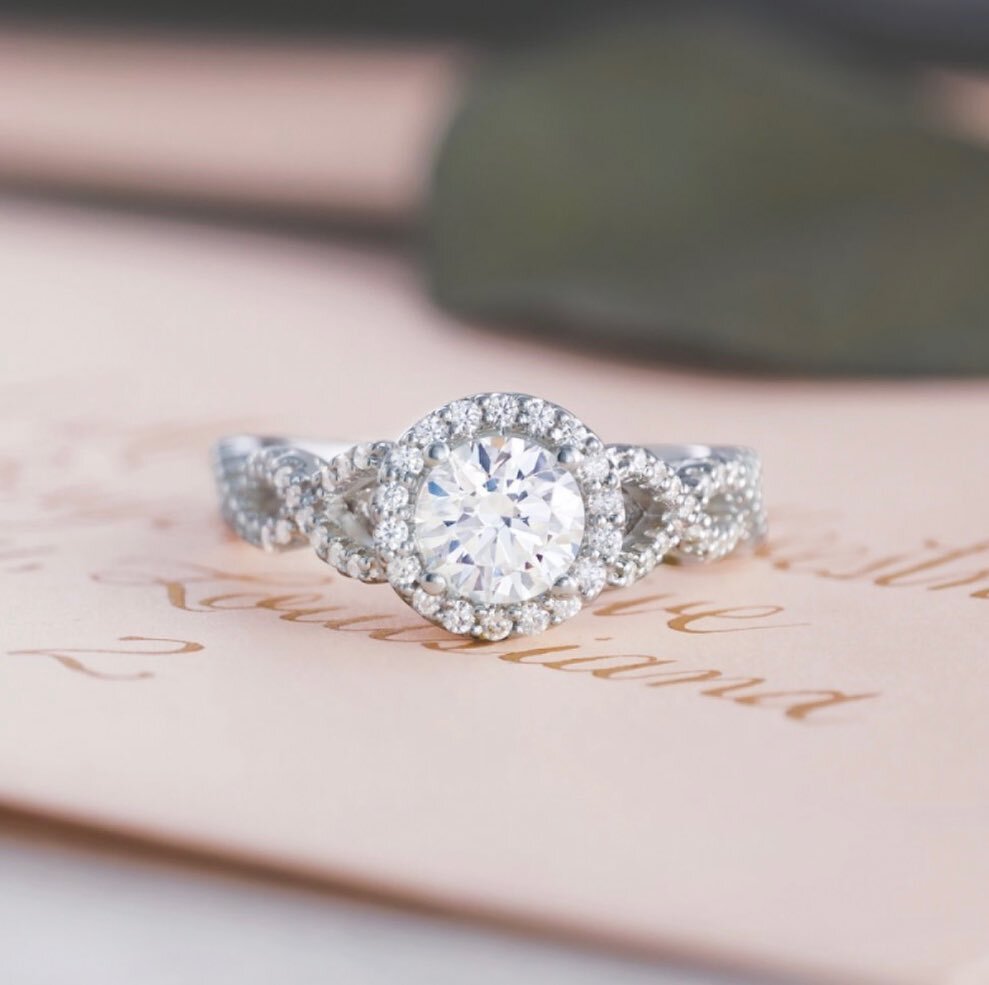 Elevate your style with our exquisite collection of timeless treasure. ✨💍Discover the perfect pieces to adorn every moment at htimwilliamsjewelers.com 
.
.
.
#HTimWilliams #Smallbusiness #Familyowned #Sandiegojeweler #Custom #Shoplocal #Timeless #Ha