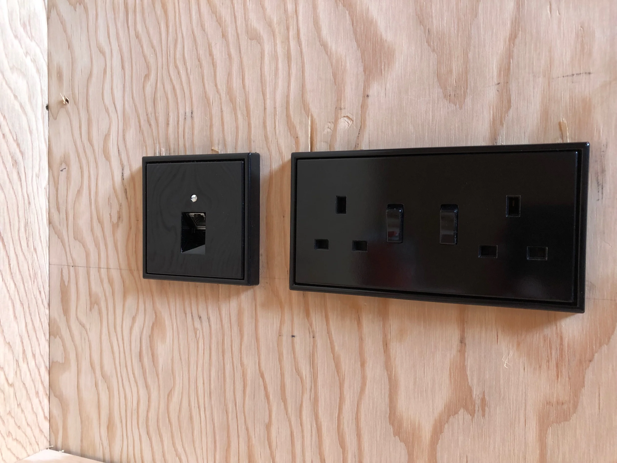 JUNG Socket & Ethernet point