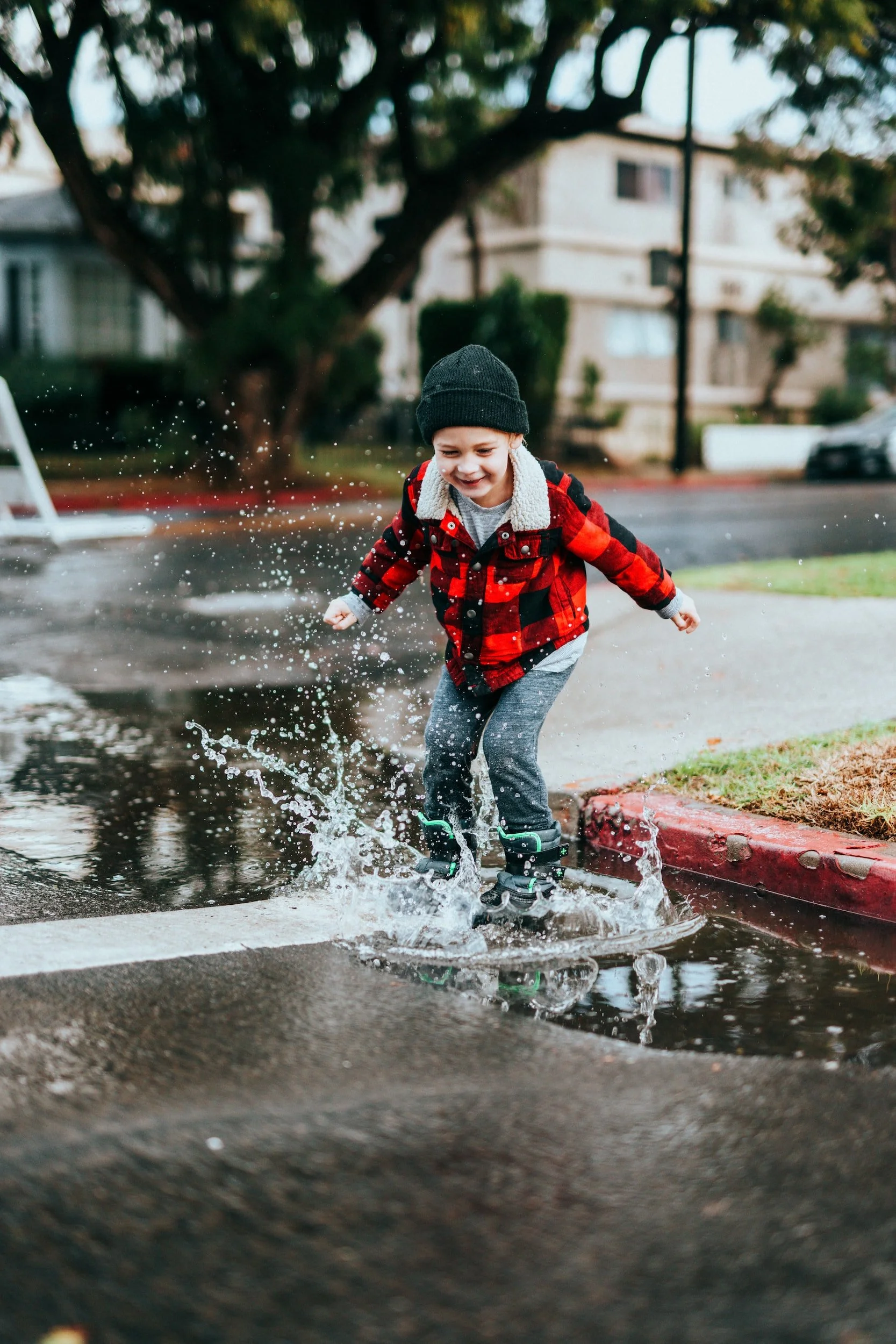 Fun Ways to Keep Kids Entertained on Rainy Days