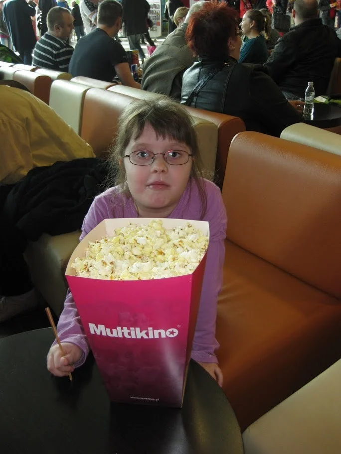 tbcl:

Urodziny Szymka, kino, Występ - Włodzio Witkowski