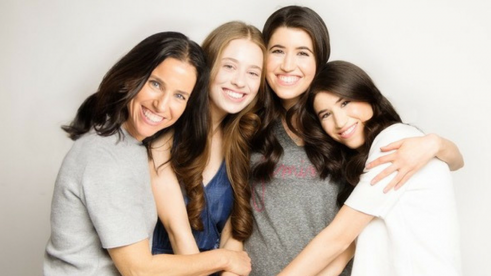 Meet the Wisers, co-founders of Womaze. PHOTO CREDIT: SHARON MORGENSTERN PHOTOGRAPHY