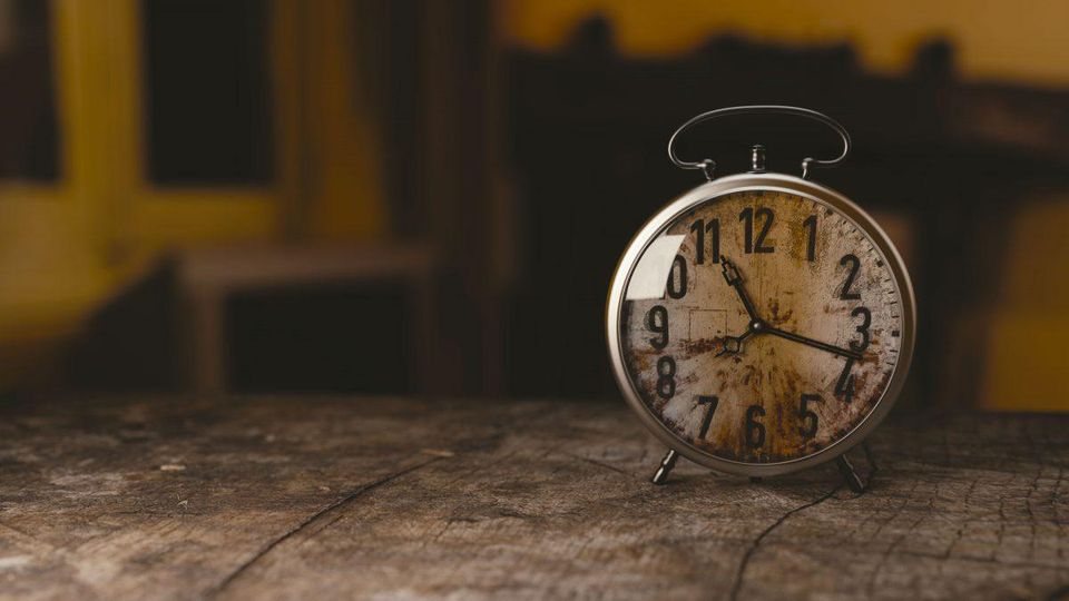 We each get to choose how we spend and value our time. IMAGE COURTESY OF PEXELS / PHOTOGRAPHER: MONOAR RAHMAN