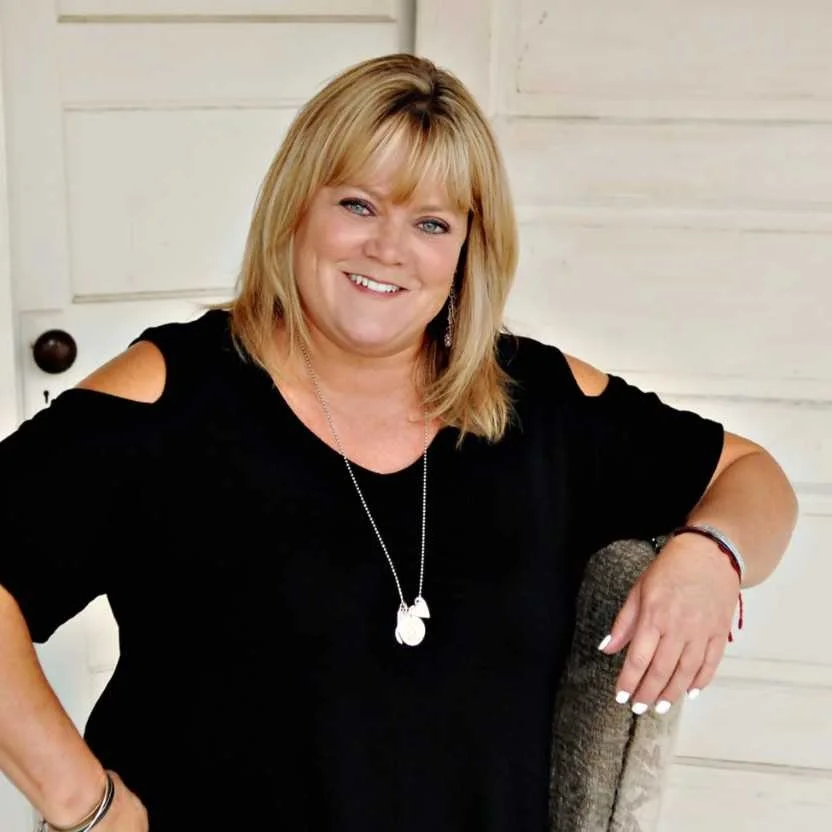 Laurie Maloney — Parkway Real Estate Co.